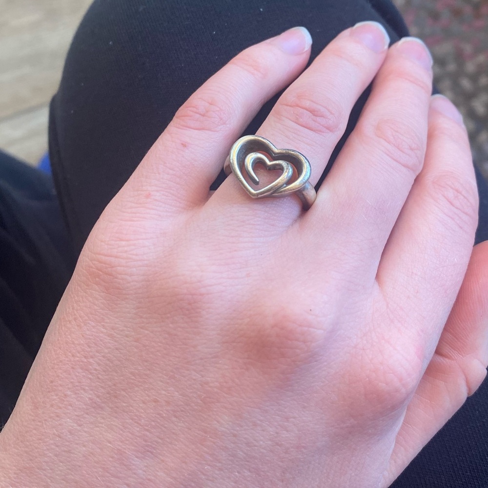 Silver heart ring